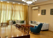 İcarəyə verilir 3 otaqlı 180 m2 yeni tikili 28 May m.