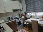 Satılır 3 otaqlı 74.5 m2 köhnə tikili Qara Qarayev m.