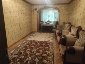 Satılır 4 otaqlı 100 m2 köhnə tikili Qara Qarayev m.