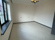 Satılır 7 otaqlı 400 m2 yeni tikili Saray