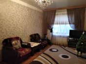 Satılır 4 otaqlı 83 m2 köhnə tikili Bakıxanov