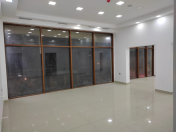 İcarəyə verilir 3 otaqlı 297 m2 obyekt Xırdalan