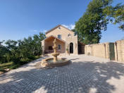 Satılır 6 otaqlı 280 m2 villa Quba