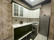 İcarəyə verilir 2 otaqlı 70 m2 yeni tikili Memar Əcəmi m.