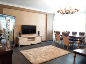 Satılır 4 otaqlı 180 m2 yeni tikili İnşaatçılar m.