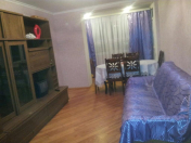 Satılır 2 otaqlı 52 m2 köhnə tikili Elmlər Akademiyası m.