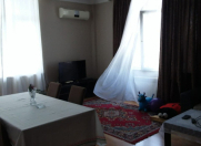 Satılır 4 otaqlı 110 m2 yeni tikili İnşaatçılar m.