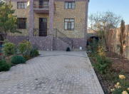 Satılır 6 otaqlı 500 m2 yeni tikili Saray