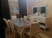 Satılır 5 otaqlı 120 m2 köhnə tikili Xalqlar Dostluğu m.