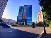 Satılır 4 otaqlı 160 m2 yeni tikili Nizami m.