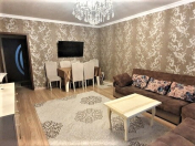 Satılır 2 otaqlı 76 m2 yeni tikili Nəriman Nərimanov m.