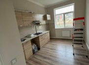 İcarəyə verilir 4 otaqlı 100 m2 yeni tikili İnşaatçılar m.