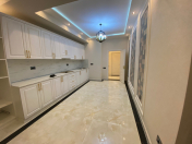 Satılır 3 otaqlı 140 m2 yeni tikili Nəriman Nərimanov m.