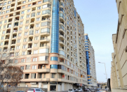 Satılır 4 otaqlı 130 m2 yeni tikili 7 mkr