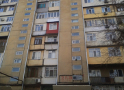 Satılır 3 otaqlı 86 m2 köhnə tikili Sərhədçi İdman kompleksi