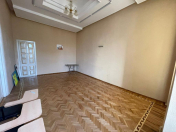 İcarəyə verilir 2 otaqlı 85 m2 ofis Sahil m.