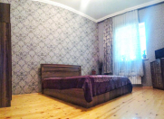 Satılır 3 otaqlı 240 m2 həyət evi Qurtuluş - 93 Yaşayış Kompleksi
