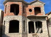 Satılır 7 otaqlı 230 m2 həyət evi Y.Ramana