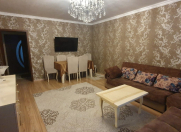 Satılır 2 otaqlı 76 m2 yeni tikili Nəriman Nərimanov m.