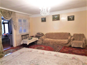 Satılır 4 otaqlı 100 m2 köhnə tikili Yevlax