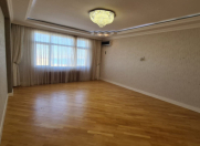 Satılır 2 otaqlı 110 m2 yeni tikili İçəri Şəhər m.