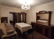 İcarəyə verilir 2 otaqlı 58 m2 köhnə tikili Elmlər Akademiyası m.