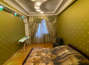 İcarəyə verilir 3 otaqlı 150 m2 yeni tikili Tibb Universiteti