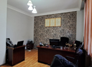 İcarəyə verilir 2 otaqlı 55 m2 köhnə tikili 28 May m.