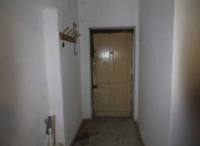 Satılır 1 otaqlı 32 m2 köhnə tikili İnşaatçılar m.