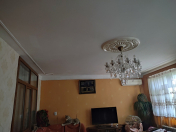 Satılır 4 otaqlı 150 m2 köhnə tikili 8 mkr