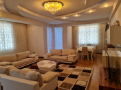 İcarəyə verilir 3 otaqlı 170 m2 yeni tikili 28 May m.