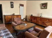 Satılır 3 otaqlı 110 m2 köhnə tikili İçəri Şəhər m.