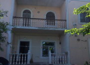 Satılır 6 otaqlı 220 m2 həyət evi Bakıxanov