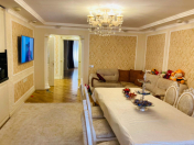 Satılır 3 otaqlı 90 m2 köhnə tikili İçəri Şəhər m.