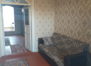 İcarəyə verilir 3 otaqlı 90 m2 köhnə tikili İnşaatçılar m.