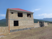 Satılır 6 otaqlı 260 m2 həyət evi Oğuz