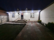 Satılır 4 otaqlı 140 m2 həyət evi Binəqədi