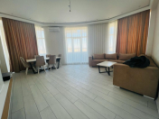 İcarəyə verilir 3 otaqlı 130 m2 yeni tikili İnşaatçılar m.