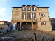 Satılır 8 otaqlı 675 m2 villa Cəlilabad