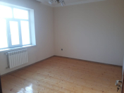 Satılır 5 otaqlı 220 m2 həyət evi Saray