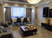 Satılır 4 otaqlı 120 m2 köhnə tikili İnşaatçılar m.
