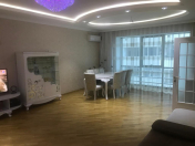 Satılır 3 otaqlı 118 m2 yeni tikili Elmlər Akademiyası m.