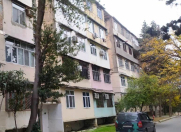 Satılır 4 otaqlı 100 m2 köhnə tikili Bakıxanov