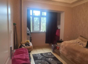 Satılır 2 otaqlı 45 m2 köhnə tikili Bakıxanov