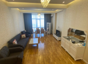 İcarəyə verilir 2 otaqlı 90 m2 yeni tikili Elmlər Akademiyası m.