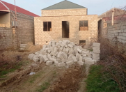 Satılır 4 otaqlı 90 m2 həyət evi Ramana