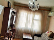 Satılır 4 otaqlı 105 m2 köhnə tikili İctimai telekanalı