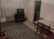 İcarəyə verilir 2 otaqlı 35 m2 köhnə tikili 6 mkr