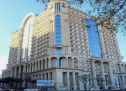 Satılır 3 otaqlı 133 m2 yeni tikili Elmlər Akademiyası m.