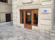 Satılır 2 otaqlı 32 m2 ofis İçəri Şəhər m.